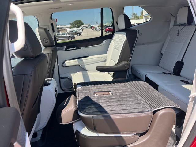 2024 GMC Acadia AWD Denali
