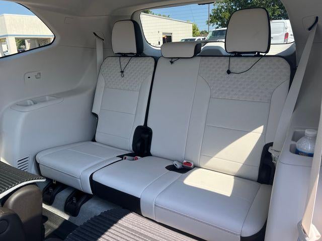 2024 GMC Acadia AWD Denali