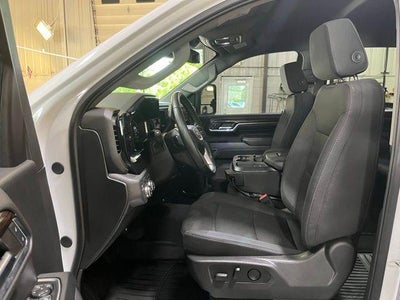2024 GMC Sierra 3500HD Crew Cab Long Box 4-Wheel Drive SLE