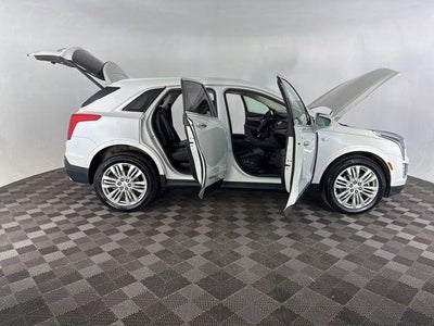 2017 Cadillac XT5 AWD 4dr Premium Luxury