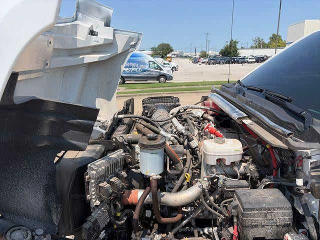 2024 Chevrolet Silverado Chassis Cab 4WD Reg Cab Work Truck