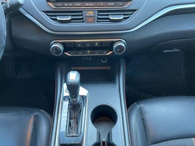 2019 Nissan Altima 2.5 SR Sedan