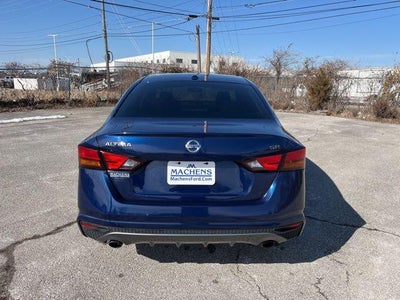 2019 Nissan Altima 2.5 SR Sedan