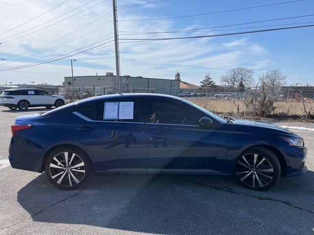 2019 Nissan Altima 2.5 SR Sedan