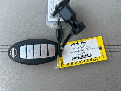 2024 Nissan Altima 2.5 SV Sedan