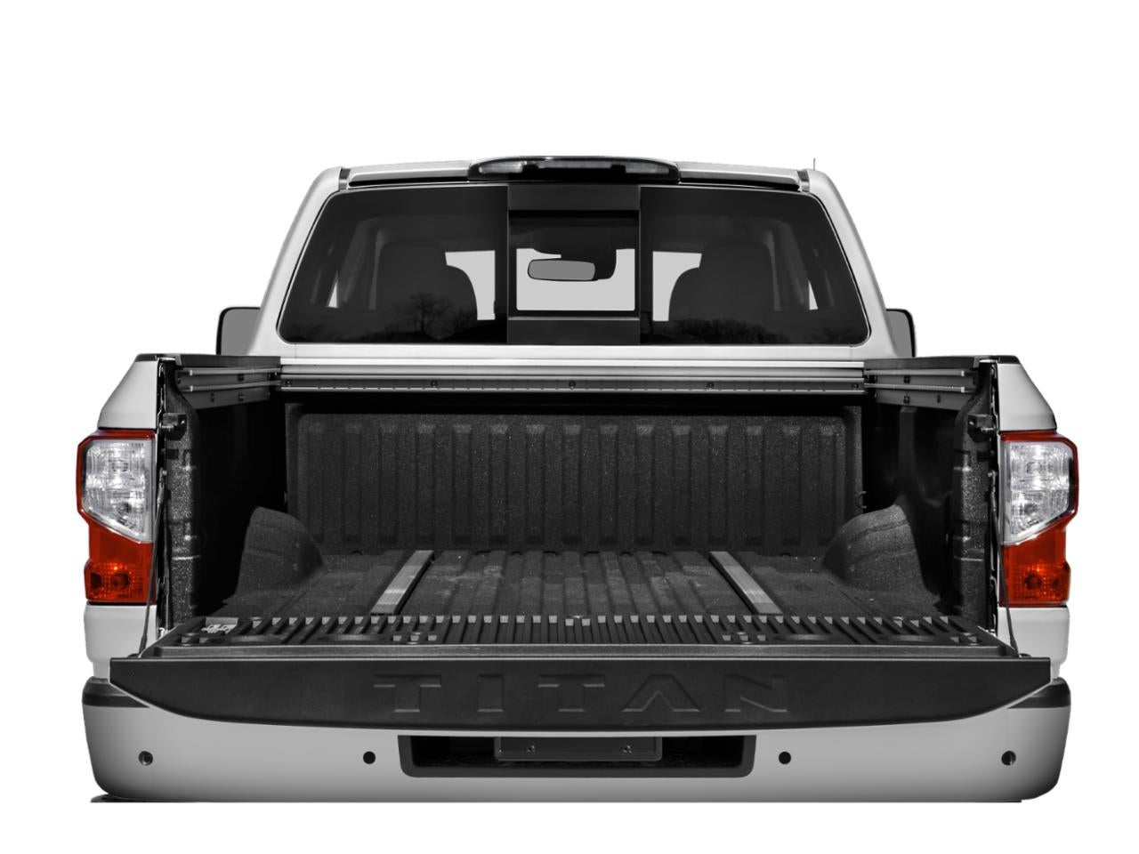 2020 Nissan Titan 4x4 Crew Cab SV