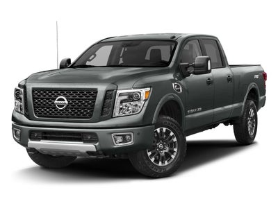 2017 Nissan Titan XD 4x4 Gas Crew Cab PRO-4X