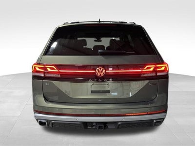 2024 Volkswagen Atlas 2.0T Peak Edition SE w/Technology 4MOTION