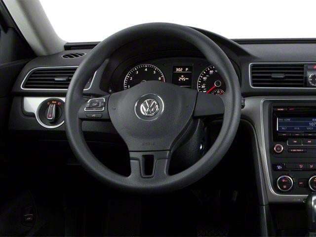 2013 Volkswagen Passat 4dr Sdn 2.0L Manual TDI SE
