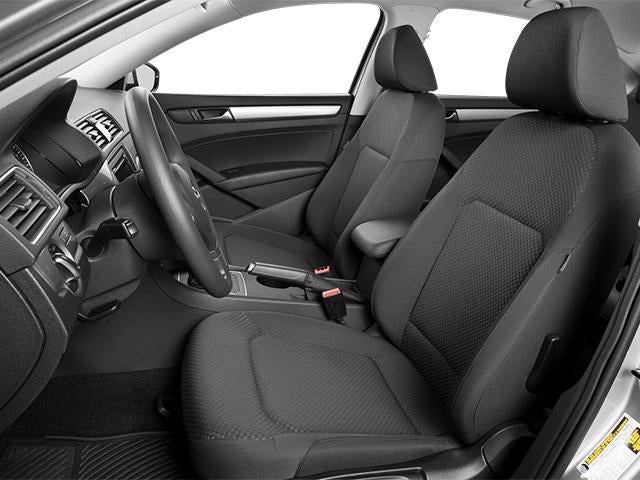 2014 Volkswagen Passat 4dr Sdn 1.8T Manual SE PZEV