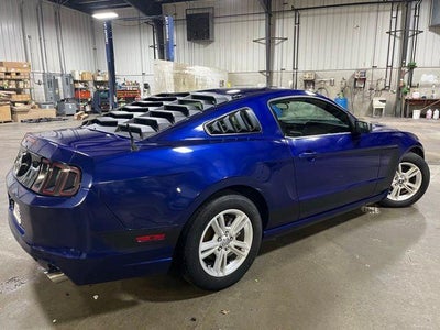 2014 Ford Mustang 2dr Cpe V6