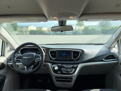 2018 Chrysler Pacifica L FWD