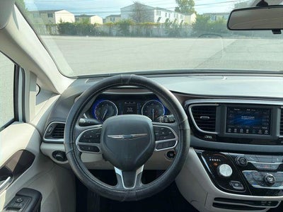 2018 Chrysler Pacifica L FWD