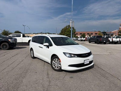 2018 Chrysler Pacifica L FWD
