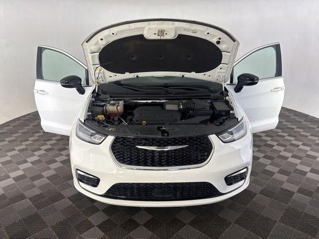 2024 Chrysler Pacifica Touring L FWD