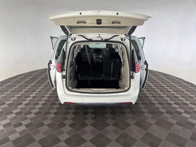 2024 Chrysler Pacifica Touring L FWD