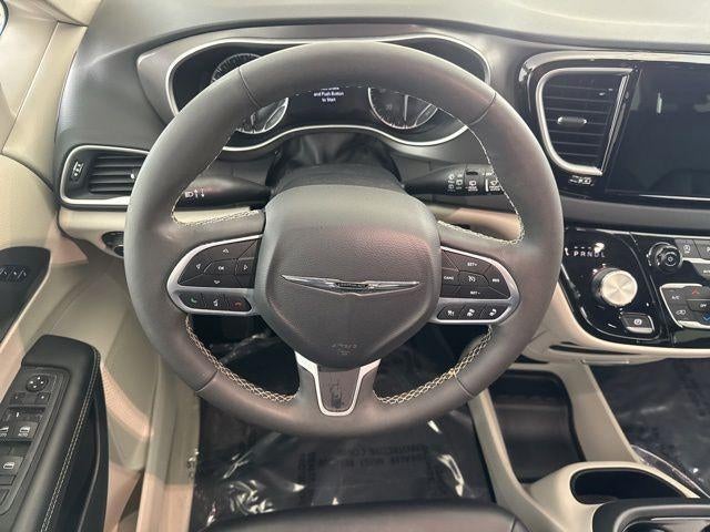 2024 Chrysler Pacifica Touring L FWD