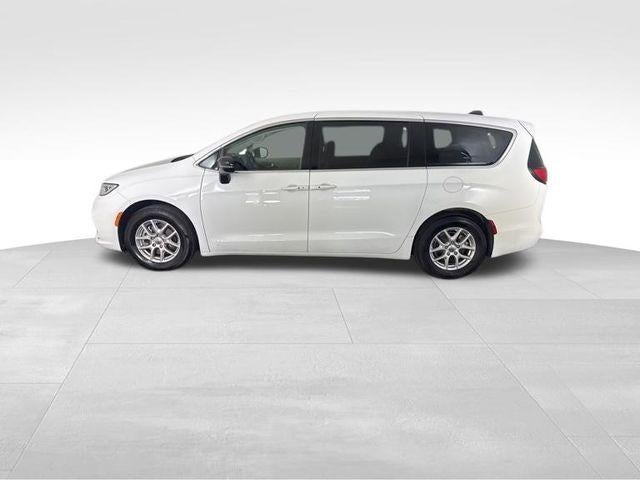 2024 Chrysler Pacifica Touring L FWD