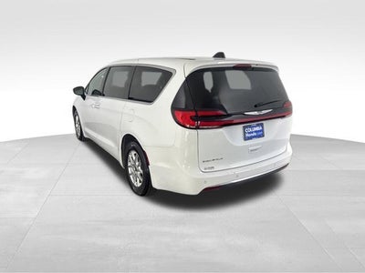 2024 Chrysler Pacifica Touring L FWD