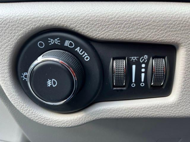 2023 Chrysler Pacifica Touring L FWD