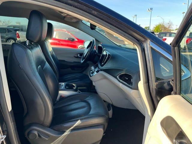 2021 Chrysler Pacifica Touring L FWD