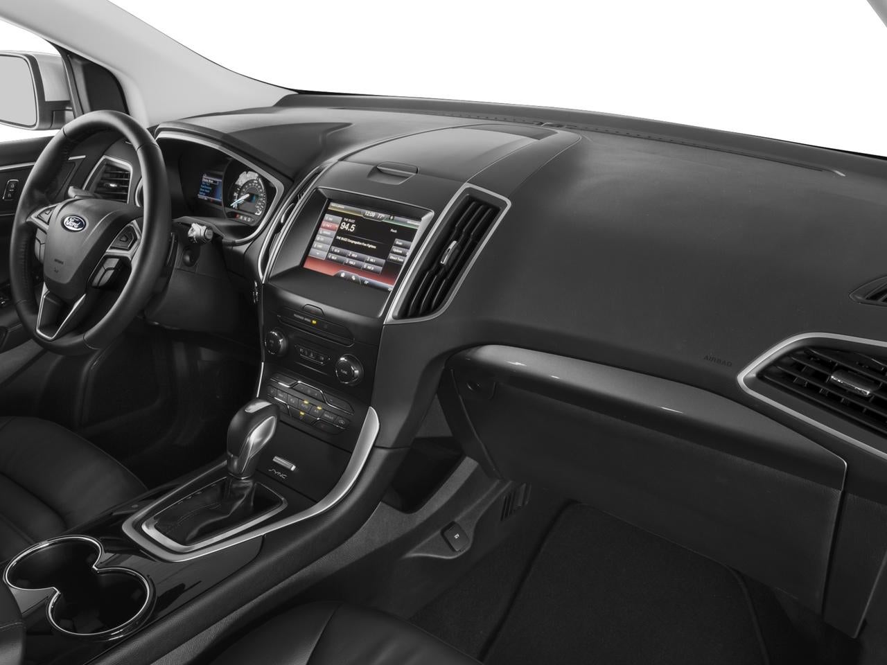 2016 Ford Edge 4dr Titanium FWD