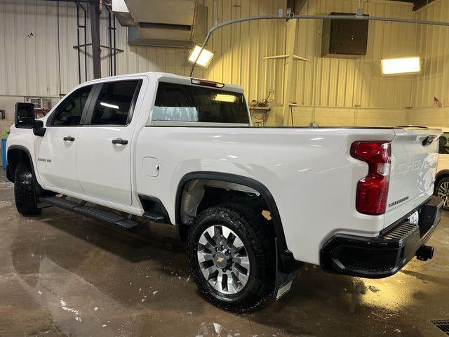 2024 Chevrolet Silverado 2500 HD Crew Cab Standard Box 4-Wheel Drive Custom