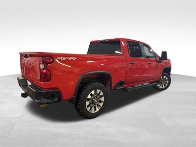 2022 Chevrolet Silverado 2500 HD Crew Cab Standard Box 4-Wheel Drive Custom