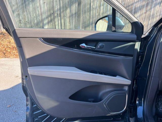 2022 Lincoln Nautilus Reserve AWD