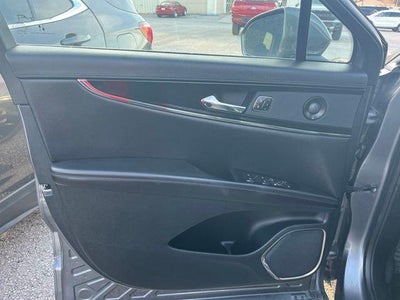 2023 Lincoln Nautilus Reserve AWD