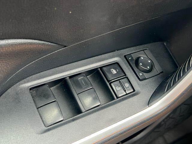 2019 Toyota RAV4 LE AWD (Natl)
