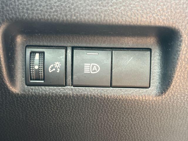 2019 Toyota RAV4 LE AWD (Natl)