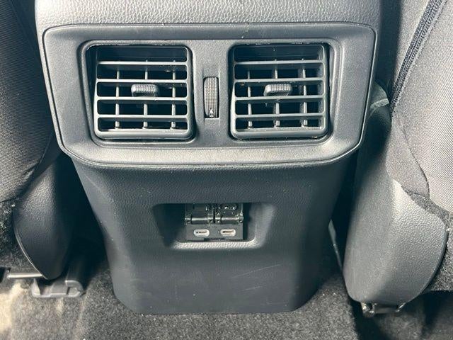 2025 Toyota RAV4 XLE FWD (GS)