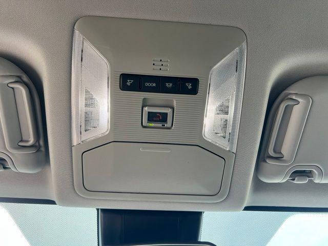 2025 Toyota RAV4 XLE FWD (GS)