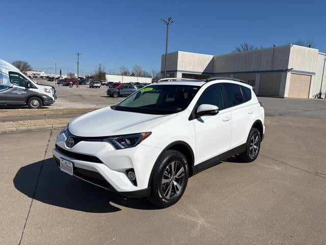 2018 Toyota RAV4 XLE FWD (GS)