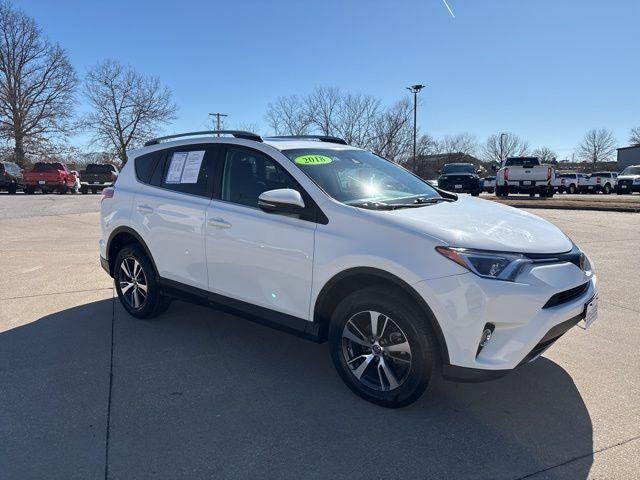 2018 Toyota RAV4 XLE FWD (GS)