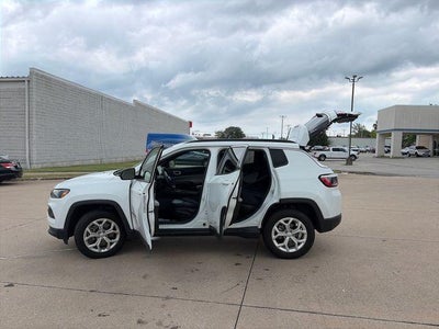2024 Jeep Compass Latitude 4x4