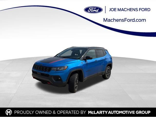 2026 Jeep Compass Trailhawk 4x4 *Ltd Avail*