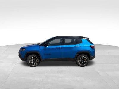 2026 Jeep Compass Trailhawk 4x4 *Ltd Avail*