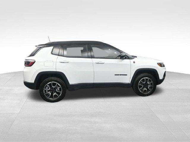 2026 Jeep Compass Trailhawk 4x4 *Ltd Avail*