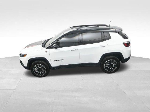 2026 Jeep Compass Trailhawk 4x4 *Ltd Avail*