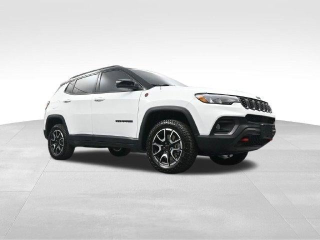 2026 Jeep Compass Trailhawk 4x4 *Ltd Avail*