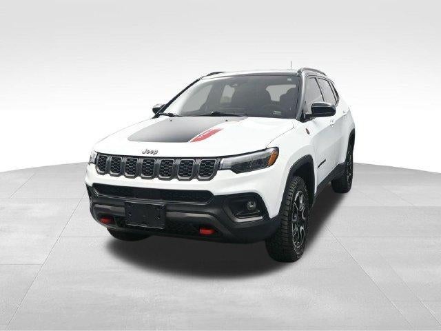 2026 Jeep Compass Trailhawk 4x4 *Ltd Avail*