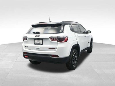 2026 Jeep Compass Trailhawk 4x4 *Ltd Avail*