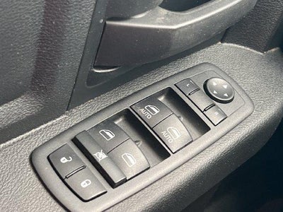 2022 RAM 3500 Tradesman 4x2 Crew Cab 8' Box
