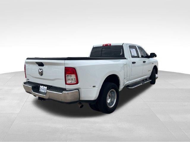 2022 RAM 3500 Tradesman 4x2 Crew Cab 8' Box