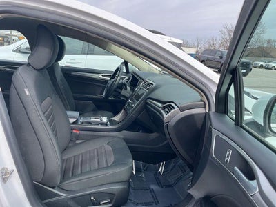 2019 Ford Fusion SE FWD