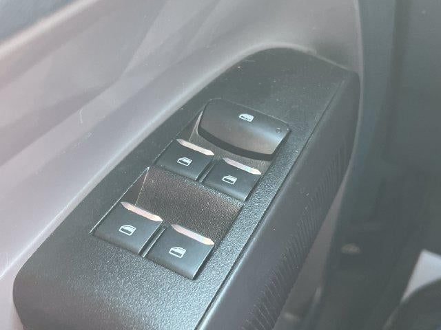 2025 Ford Maverick XL FWD SuperCrew