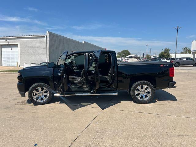2017 Chevrolet Silverado 1500 Crew Cab Short Box 4-Wheel Drive LT Z71
