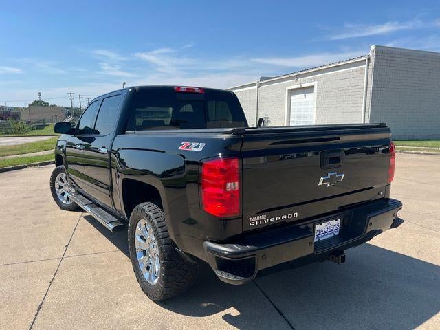 2017 Chevrolet Silverado 1500 Crew Cab Short Box 4-Wheel Drive LT Z71